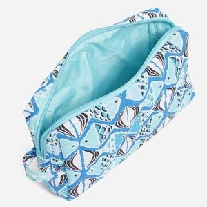 Vera Bradley Go Fish Blue Style Medium Makeup Bag nwt